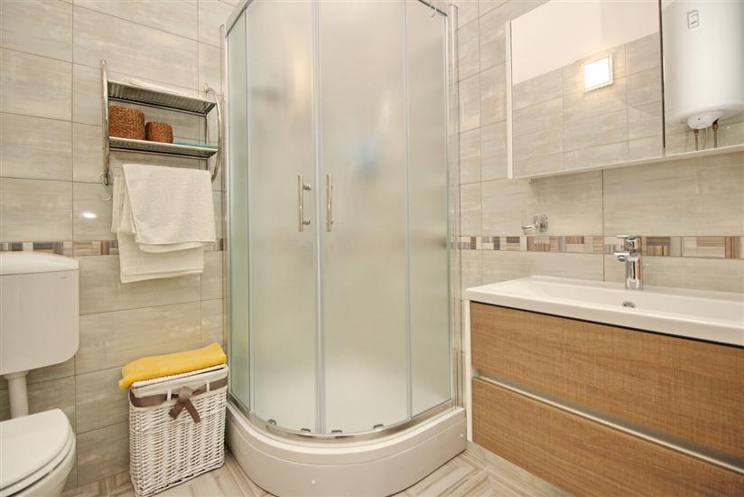 Apartment A3, for 5 persons