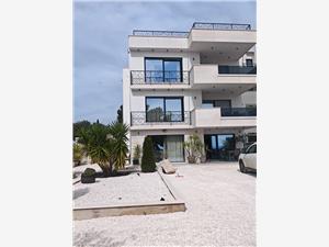 Soukromé ubytování s bazénem Split a riviéra Trogir,RezervujVistaOd 228 €