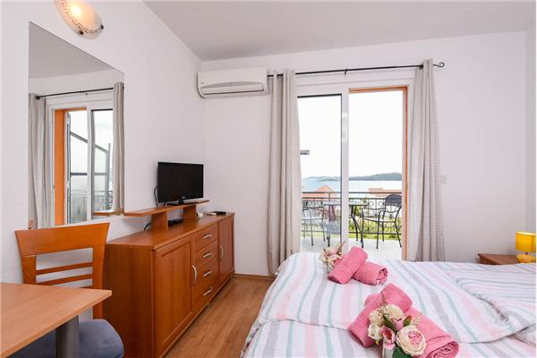 Apartment A1, for 2 persons