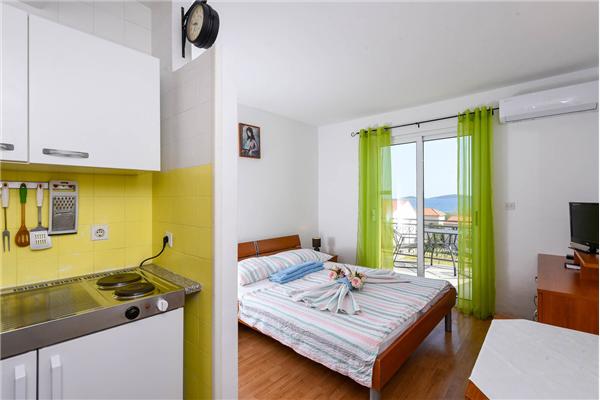 Apartment A6, for 2 persons