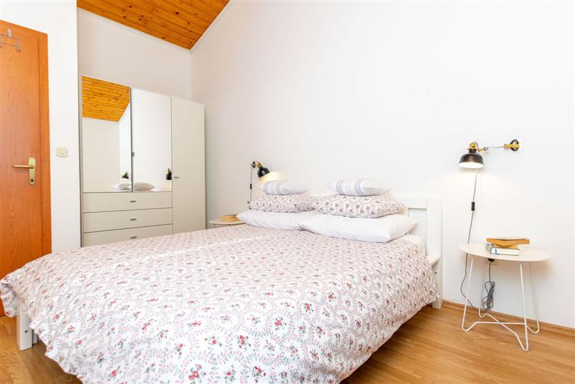 Apartment A2, for 3 persons