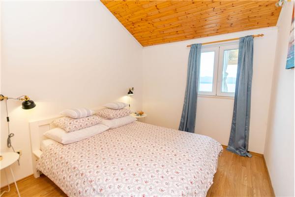 Apartment A2, for 3 persons