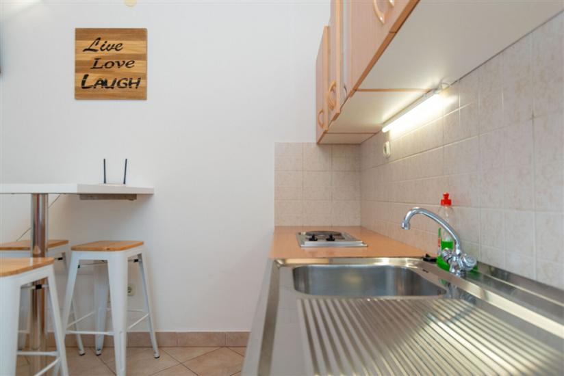 Apartment A2, for 3 persons