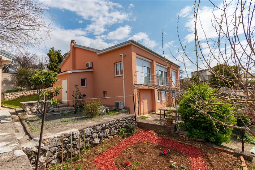 Apartmaj Tena