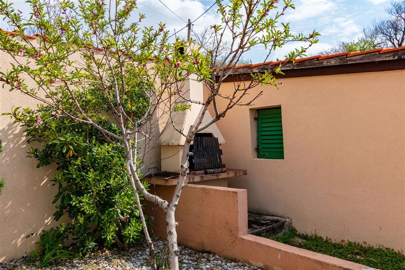 Apartmaj Tena