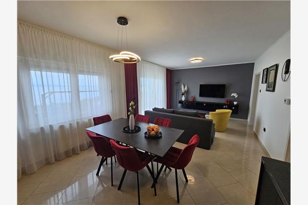 Apartment A1, for 6 persons