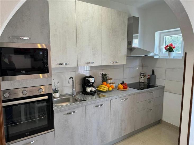 Apartment A1, for 6 persons