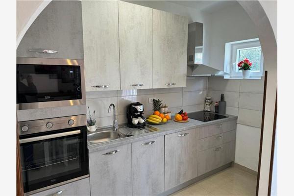 Apartment A1, for 6 persons