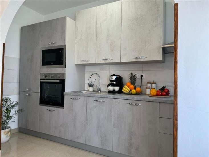 Apartment A1, for 6 persons