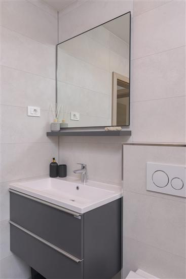 Apartment A2, for 8 persons