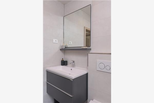 Apartment A2, for 8 persons