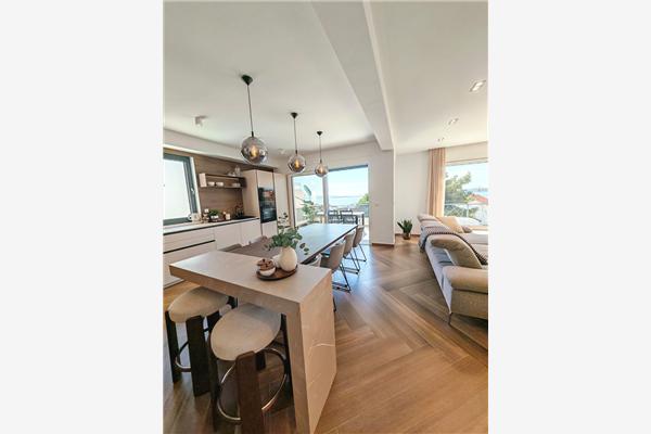 Apartment A2, for 8 persons