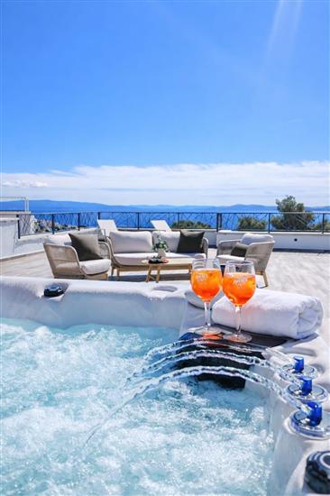 Apartment A2, for 8 persons