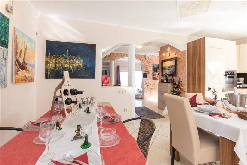 Apartment A1, for 8 persons