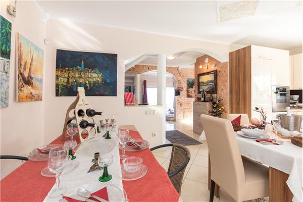 Apartment A1, for 8 persons