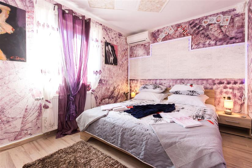 Apartment A1, for 8 persons