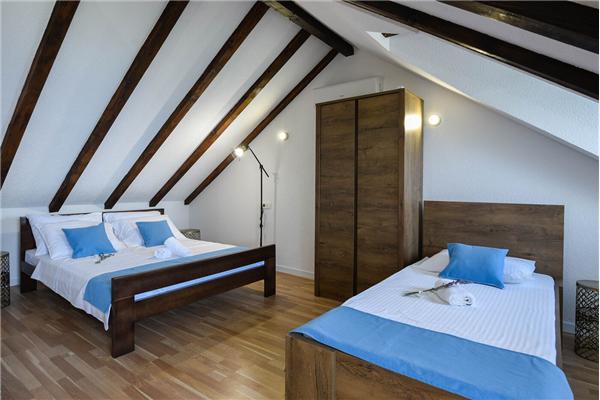 House K1, for 8 persons