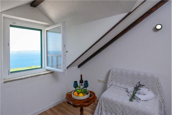 House K1, for 8 persons