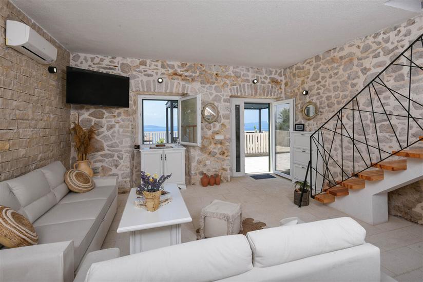 House K1, for 8 persons