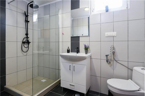 House K1, for 8 persons