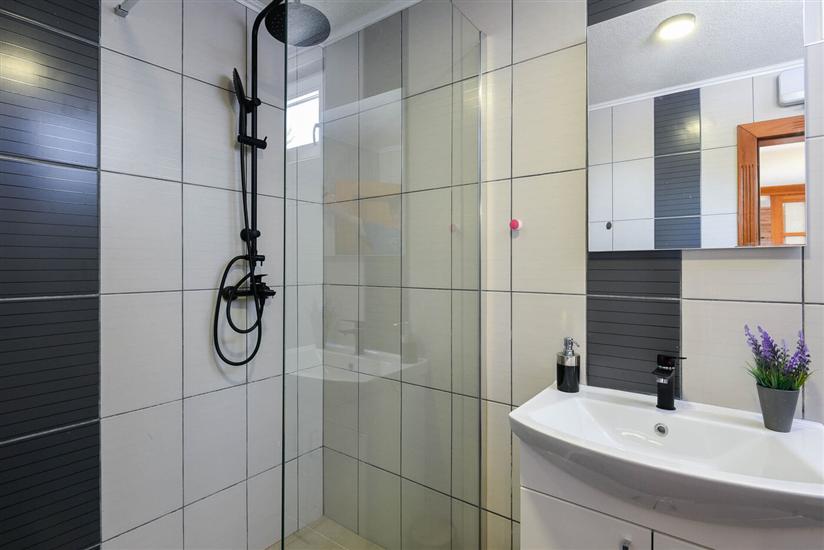 House K1, for 8 persons