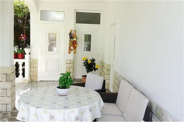 Apartment A1, for 9 persons