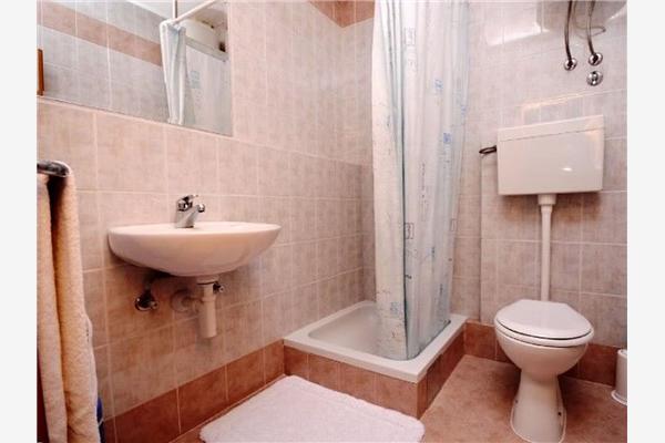 Apartment A6, for 4 persons