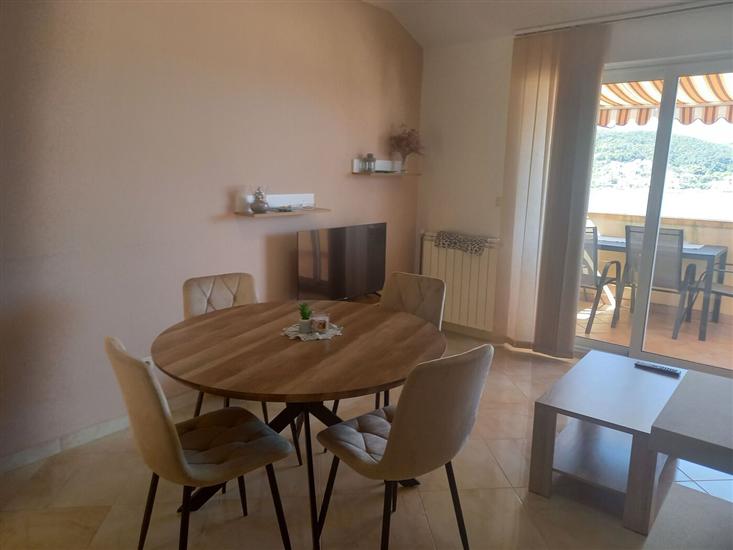 Apartment A4, for 4 persons