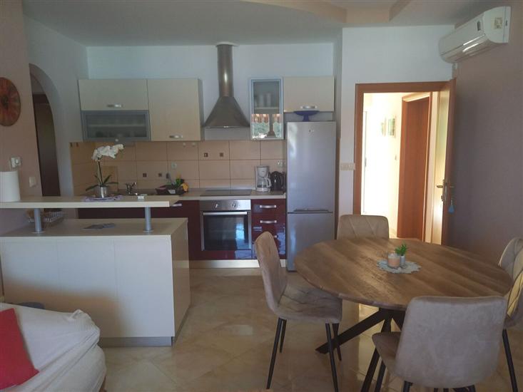 Apartment A4, for 4 persons