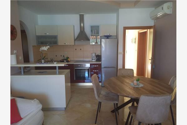 Apartment A4, for 4 persons