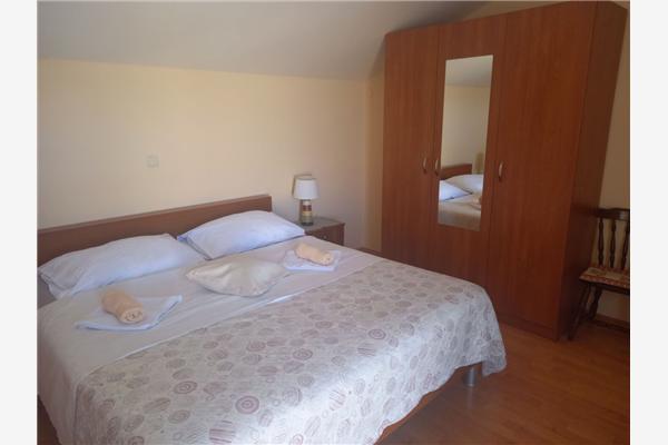 Apartment A4, for 4 persons