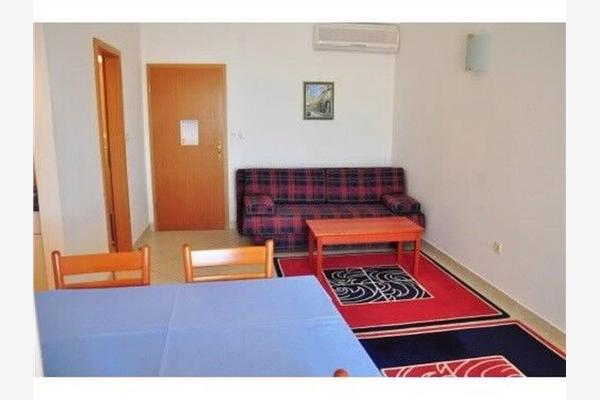Apartment A7, for 4 persons