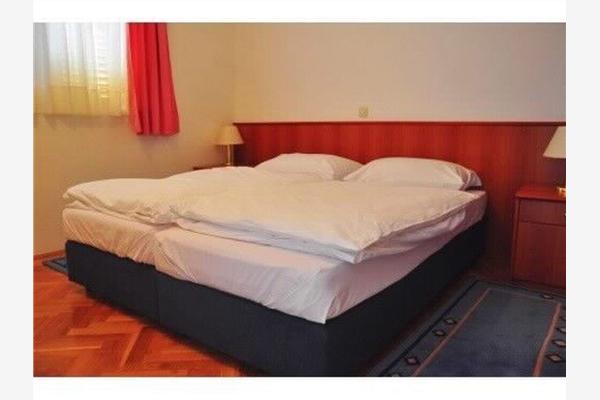 Apartment A7, for 4 persons