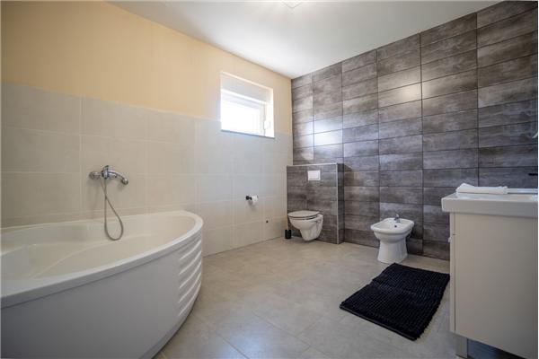 House K1, for 8 persons