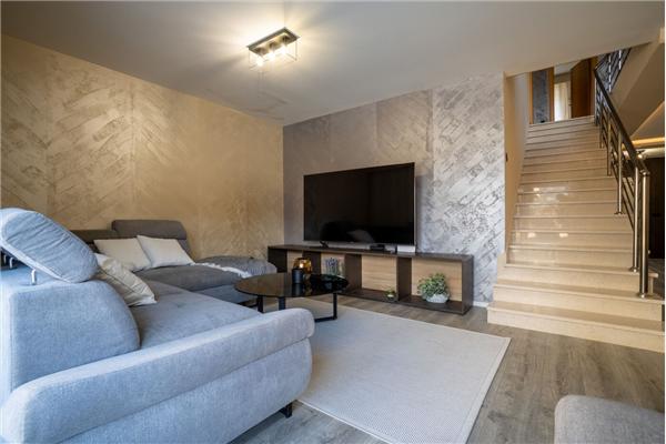 House K1, for 8 persons