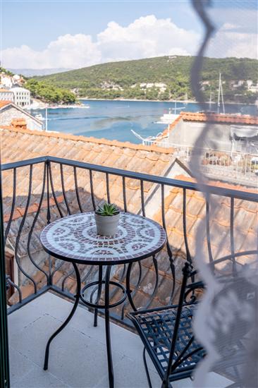 Apartment A1, for 5 persons