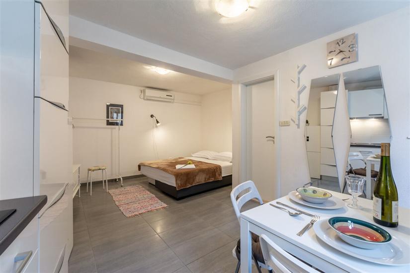 Apartment A2, for 2 persons