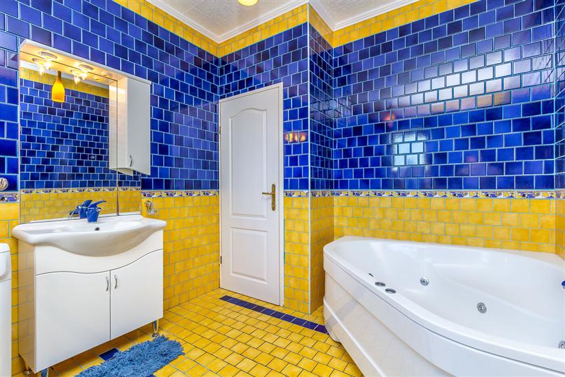 Apartment A5, for 5 persons