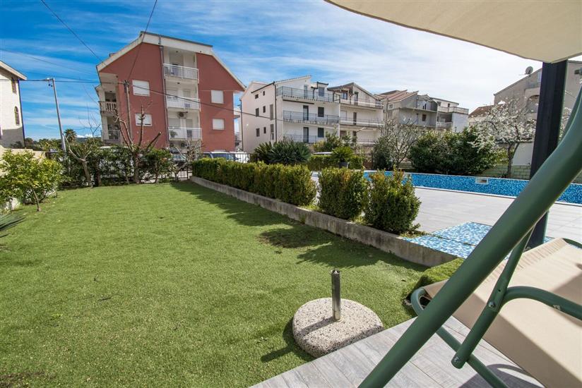 Apartment Lazy Dayz Pool