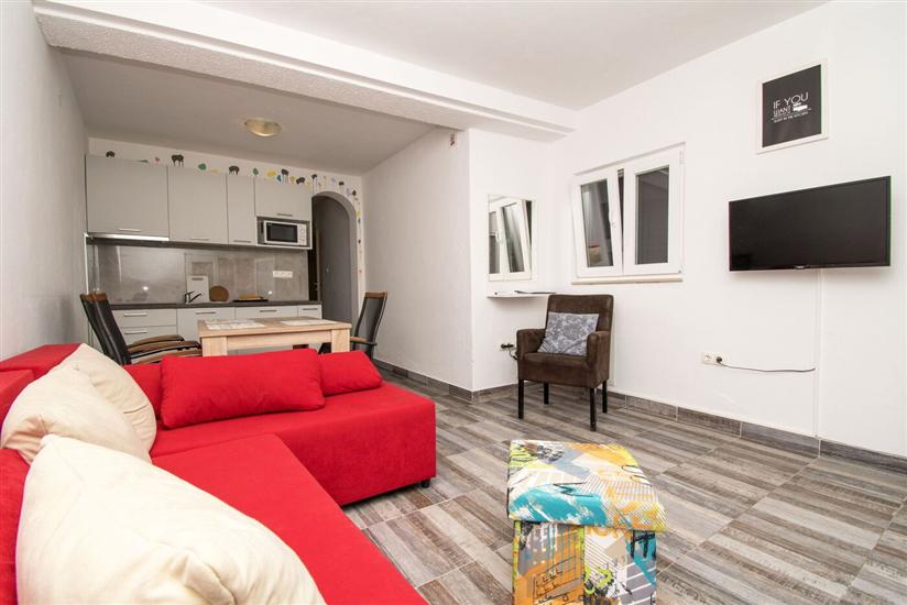 Apartment A1, for 5 persons