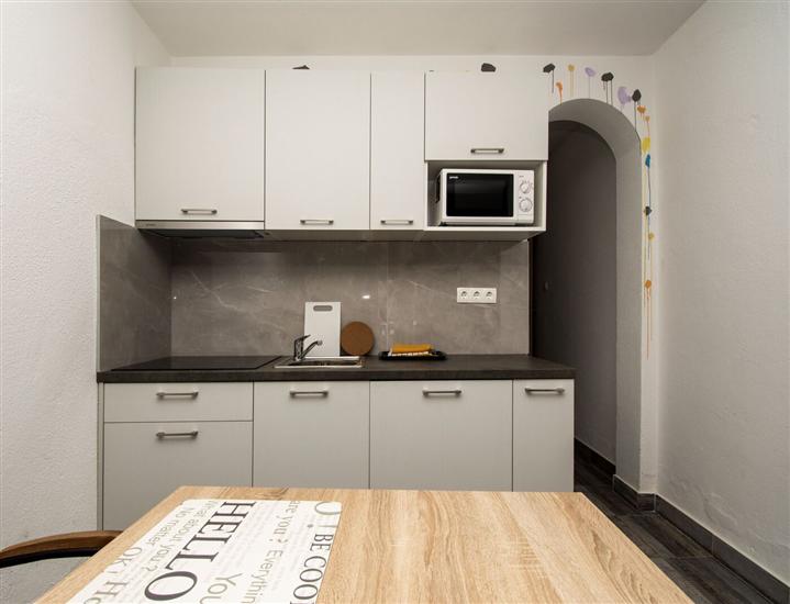 Apartment A1, for 5 persons