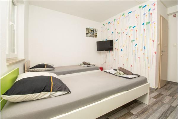 Apartment A1, for 5 persons