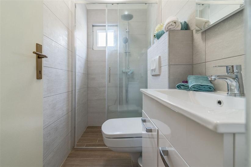 Apartment A1, for 8 persons