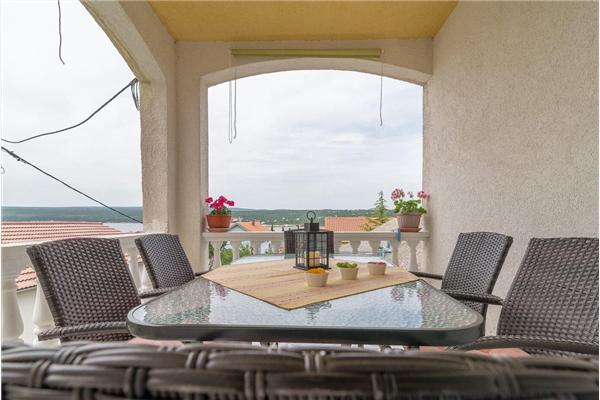 Apartment A2, for 5 persons