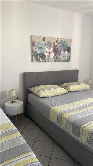 Apartment A2, for 5 persons