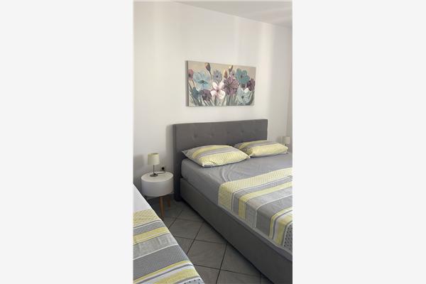 Apartment A2, for 5 persons