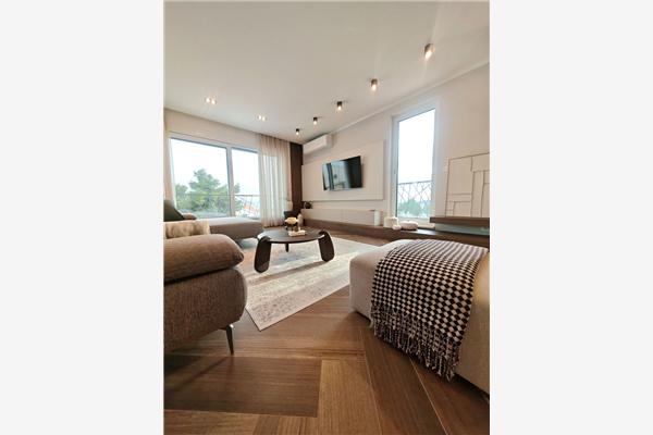 Apartment A2, for 8 persons