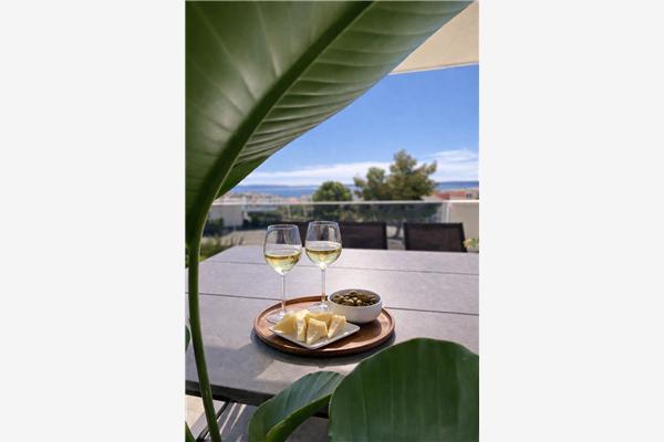 Apartment A2, for 8 persons