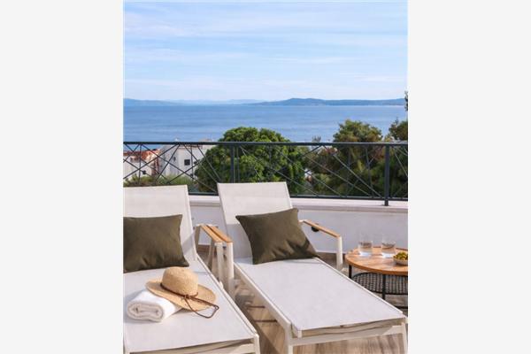 Apartment A2, for 8 persons