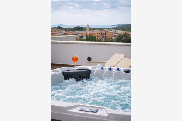 Apartment A2, for 8 persons